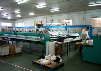 <b>MAQUINA DE BORDADO TAJIMA PLANA</b>